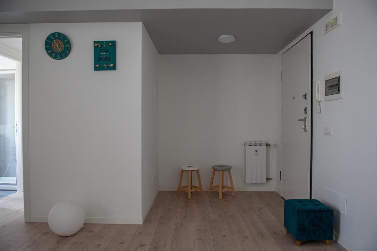 Dama Hub Two Semesterbostad Rom